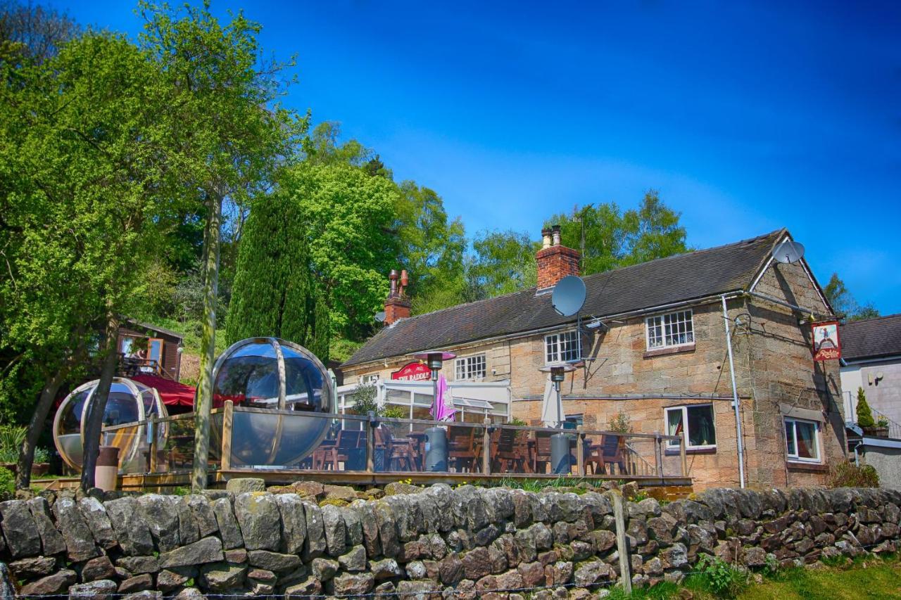 The Raddle Inn Log Cabins Croxden Exterior foto